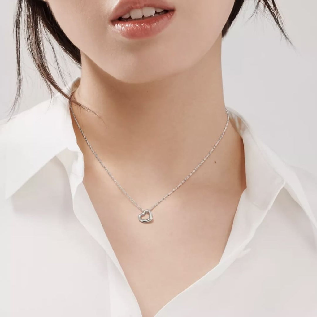 COLLAR OPEN HEART